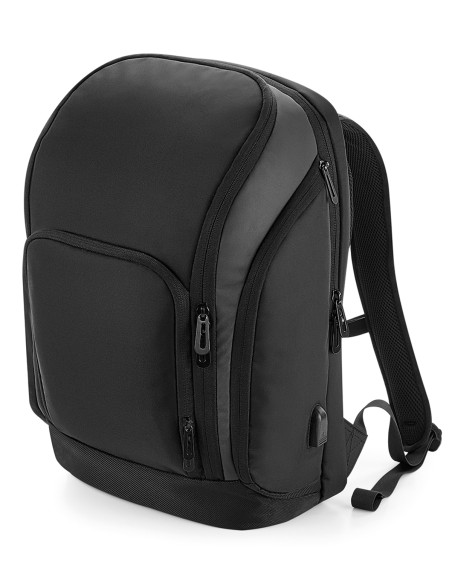 Q-QD910-Pro-Tech Charge Backpack